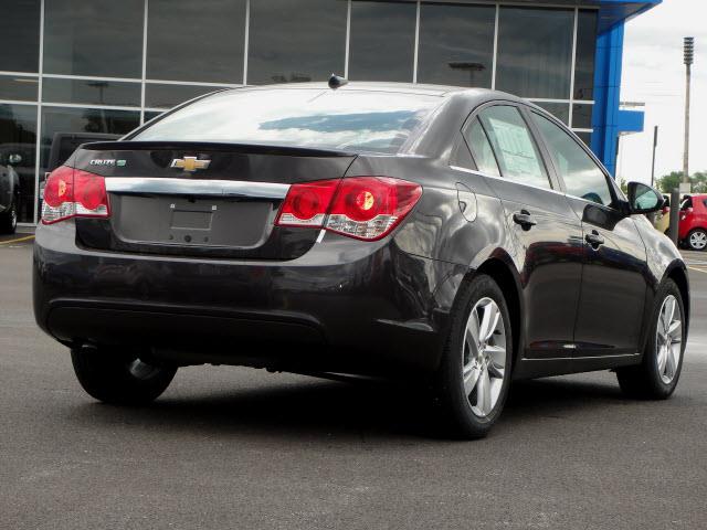 2014 Chevrolet Cruze ALL Wheel Drive - NEW Tires