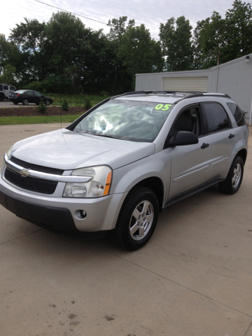 2005 Chevrolet Equinox 1.8T Quattro Sedan 4D