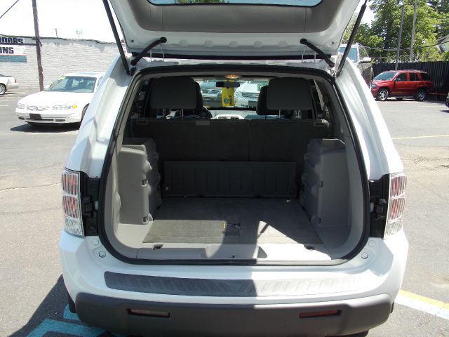 2005 Chevrolet Equinox 1.8T Quattro Sedan 4D