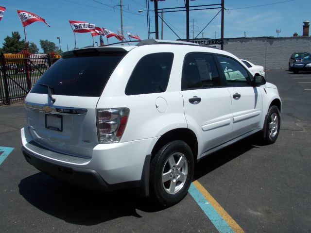 2005 Chevrolet Equinox 1.8T Quattro Sedan 4D