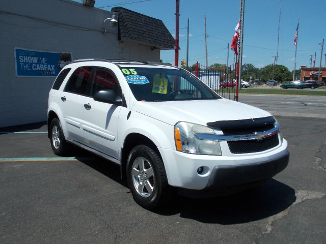 2005 Chevrolet Equinox 1.8T Quattro Sedan 4D