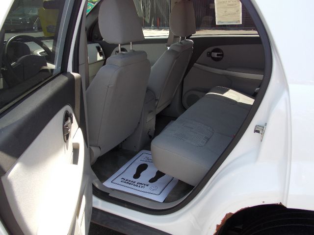 2005 Chevrolet Equinox 1.8T Quattro Sedan 4D