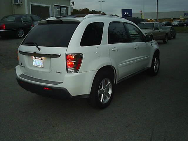 2005 Chevrolet Equinox 2.0L Automatic SE