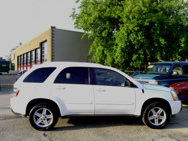 2005 Chevrolet Equinox 2.0L Automatic SE