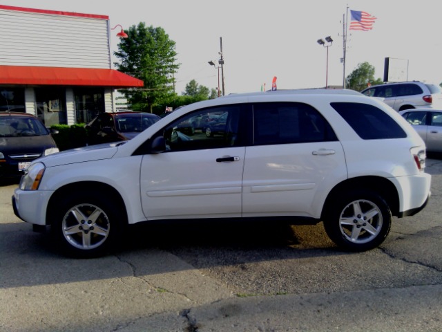 2005 Chevrolet Equinox 2.0L Automatic SE