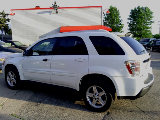 2005 Chevrolet Equinox 2.0L Automatic SE