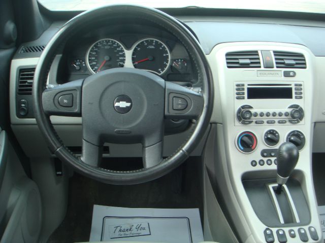 2005 Chevrolet Equinox 2.0L Automatic SE