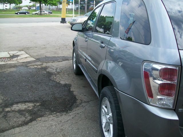 2005 Chevrolet Equinox 2.0L Automatic SE