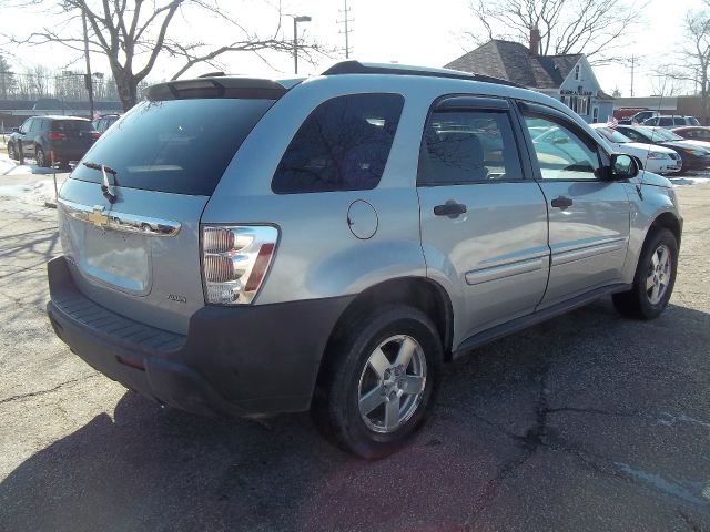 2005 Chevrolet Equinox 1.8T Quattro Sedan 4D