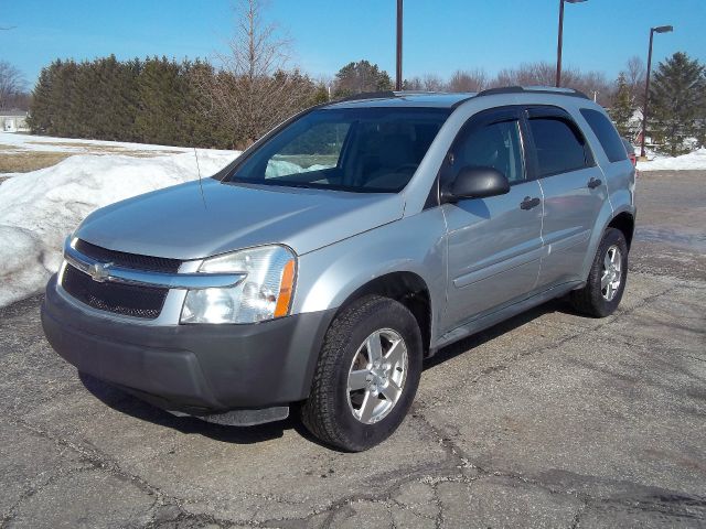 2005 Chevrolet Equinox 1.8T Quattro Sedan 4D