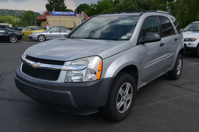 2005 Chevrolet Equinox 1.8T Quattro Sedan 4D