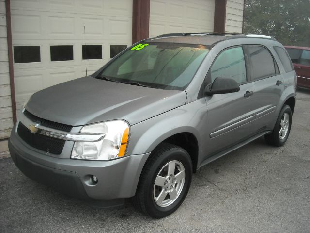 2005 Chevrolet Equinox 1.8T Quattro Sedan 4D