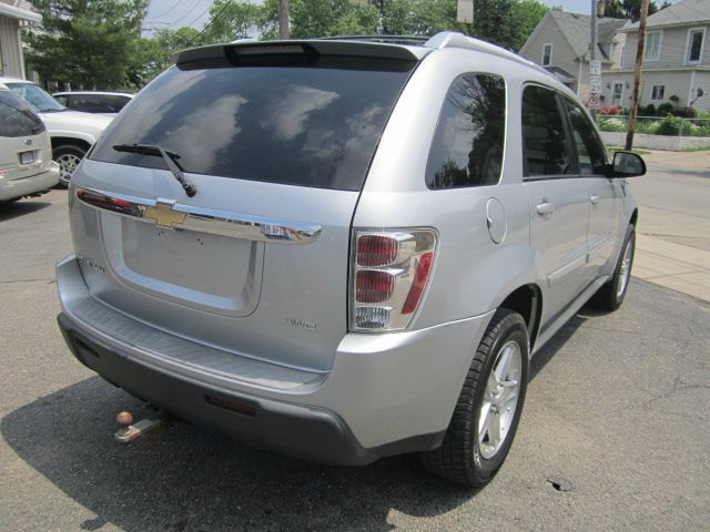 2005 Chevrolet Equinox 2.0L Automatic SE