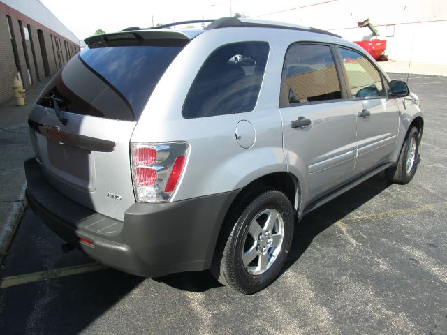 2005 Chevrolet Equinox 1.8T Quattro Sedan 4D