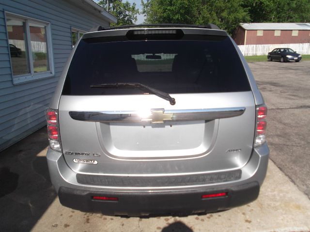 2005 Chevrolet Equinox 1.8T Quattro Sedan 4D