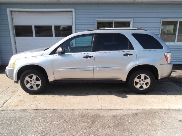 2005 Chevrolet Equinox 1.8T Quattro Sedan 4D