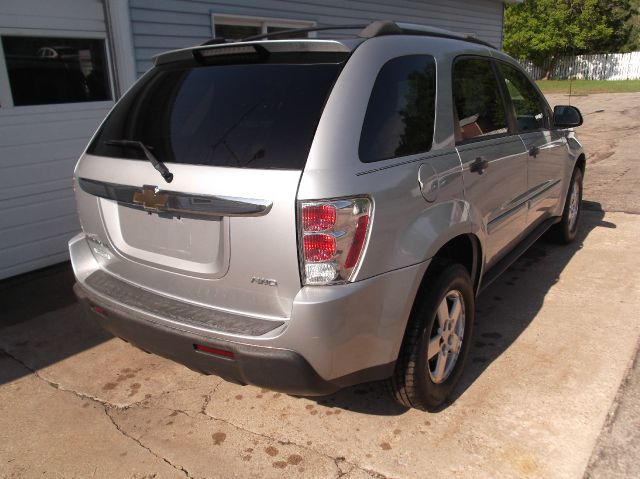 2005 Chevrolet Equinox 1.8T Quattro Sedan 4D