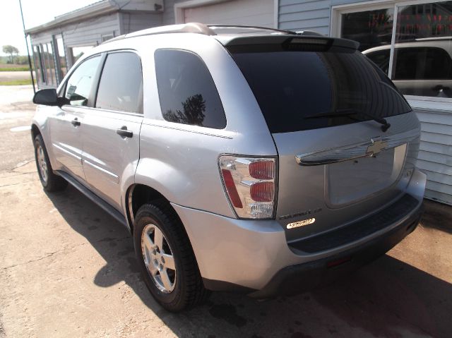 2005 Chevrolet Equinox 1.8T Quattro Sedan 4D