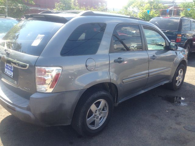 2005 Chevrolet Equinox 1.8T Quattro Sedan 4D