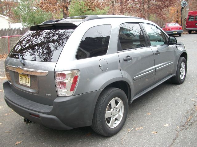 2005 Chevrolet Equinox 1.8T Quattro Sedan 4D