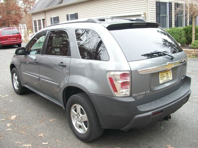 2005 Chevrolet Equinox 1.8T Quattro Sedan 4D