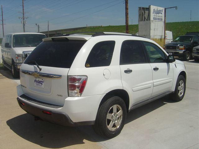 2005 Chevrolet Equinox 1.8T Quattro Sedan 4D