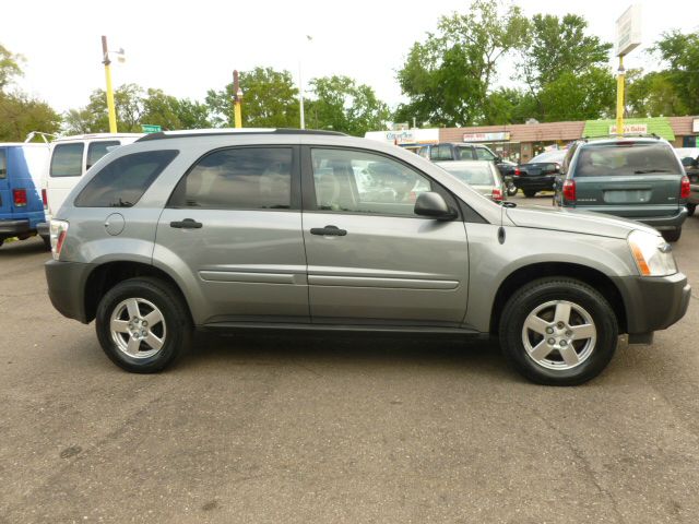 2005 Chevrolet Equinox 1.8T Quattro Sedan 4D