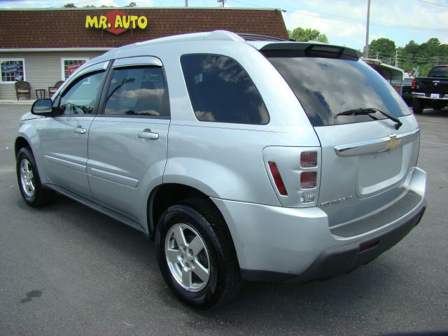 2005 Chevrolet Equinox 2.0L Automatic SE