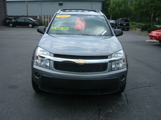 2005 Chevrolet Equinox 2.0L Automatic SE