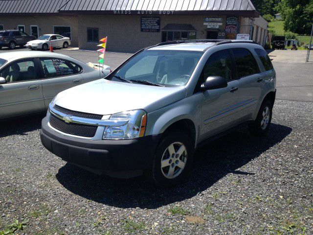 2005 Chevrolet Equinox 1.8T Quattro Sedan 4D