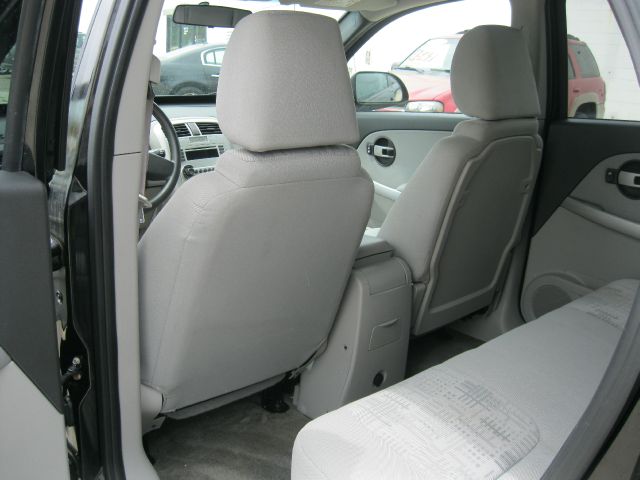 2005 Chevrolet Equinox 1.8T Quattro Sedan 4D