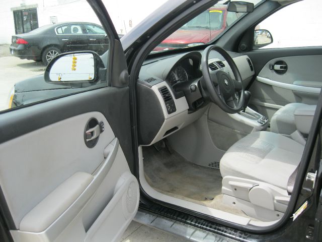 2005 Chevrolet Equinox 1.8T Quattro Sedan 4D