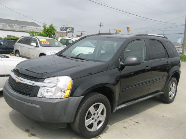 2005 Chevrolet Equinox 1.8T Quattro Sedan 4D