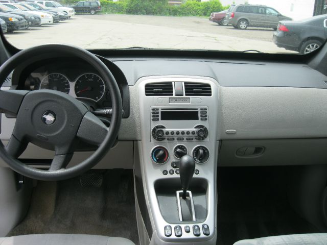 2005 Chevrolet Equinox 1.8T Quattro Sedan 4D