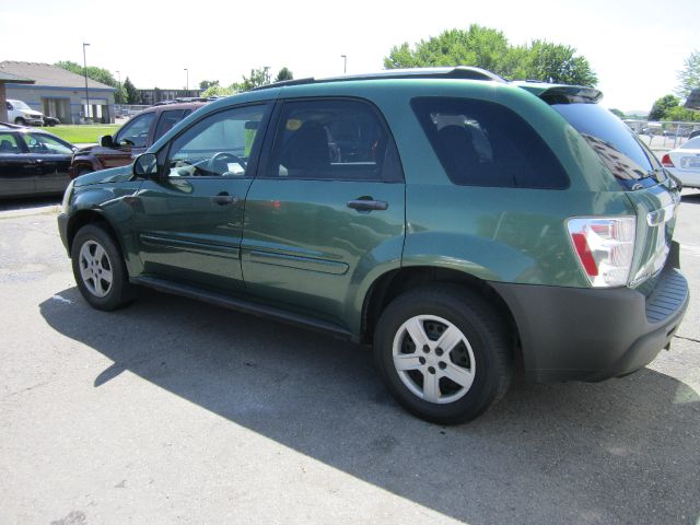 2005 Chevrolet Equinox 1.8T Quattro Sedan 4D