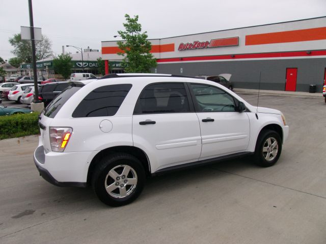 2005 Chevrolet Equinox 1.8T Quattro Sedan 4D