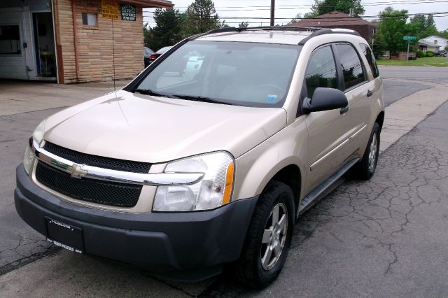 2005 Chevrolet Equinox 1.8T Quattro Sedan 4D