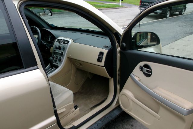 2005 Chevrolet Equinox 1.8T Quattro Sedan 4D