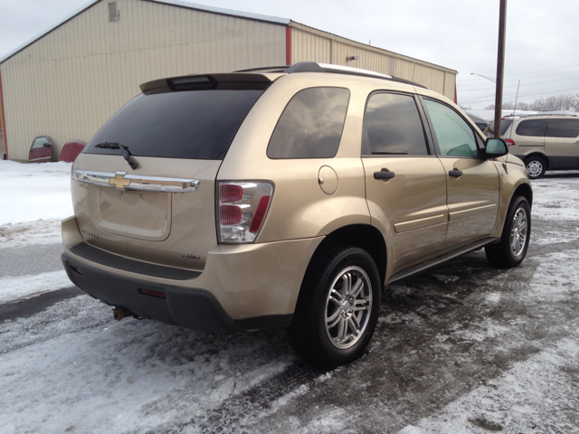 2005 Chevrolet Equinox 1.8T Quattro Sedan 4D