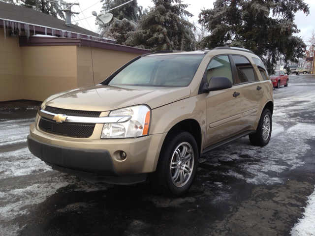 2005 Chevrolet Equinox 1.8T Quattro Sedan 4D