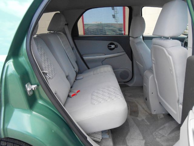 2005 Chevrolet Equinox 2.0L Automatic SE