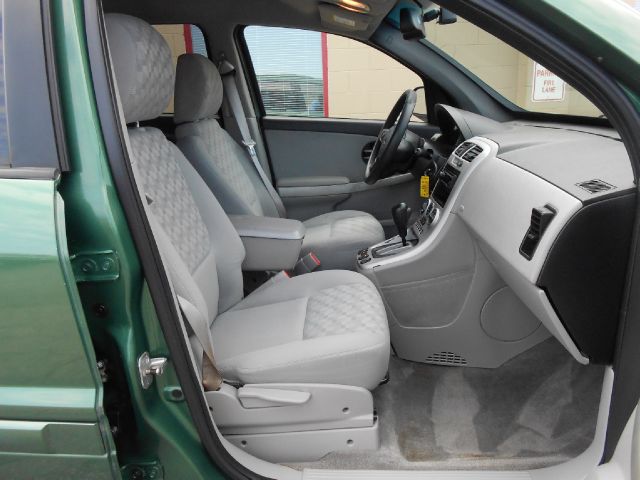 2005 Chevrolet Equinox 2.0L Automatic SE