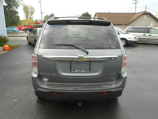 2005 Chevrolet Equinox 1.8T Quattro Sedan 4D