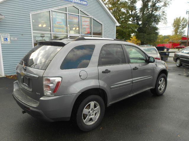 2005 Chevrolet Equinox 1.8T Quattro Sedan 4D