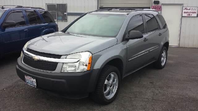 2005 Chevrolet Equinox 1.8T Quattro Sedan 4D