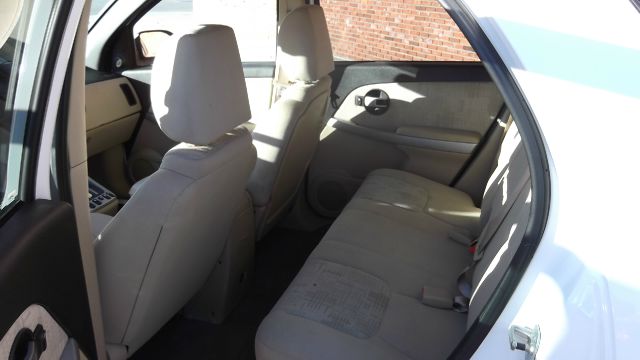 2005 Chevrolet Equinox 1.8T Quattro Sedan 4D