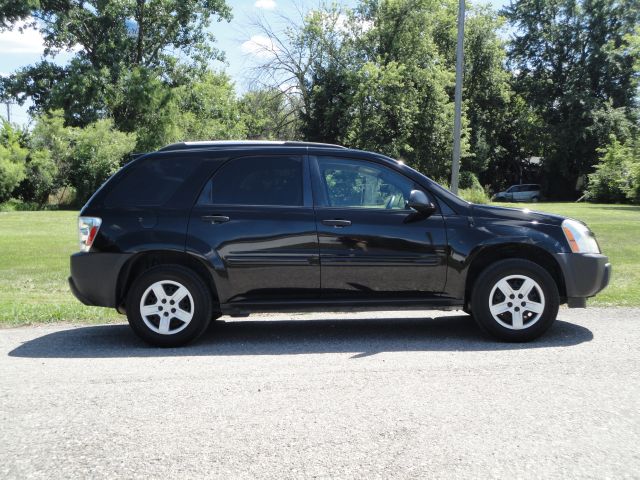 2005 Chevrolet Equinox 1.8T Quattro Sedan 4D