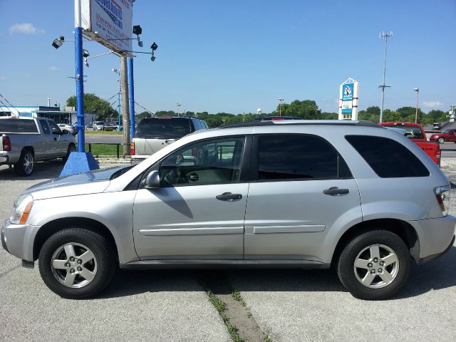 2005 Chevrolet Equinox 1.8T Quattro Sedan 4D