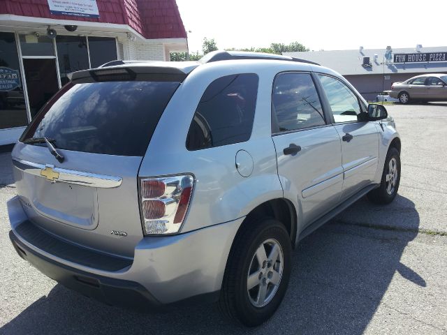 2005 Chevrolet Equinox 1.8T Quattro Sedan 4D