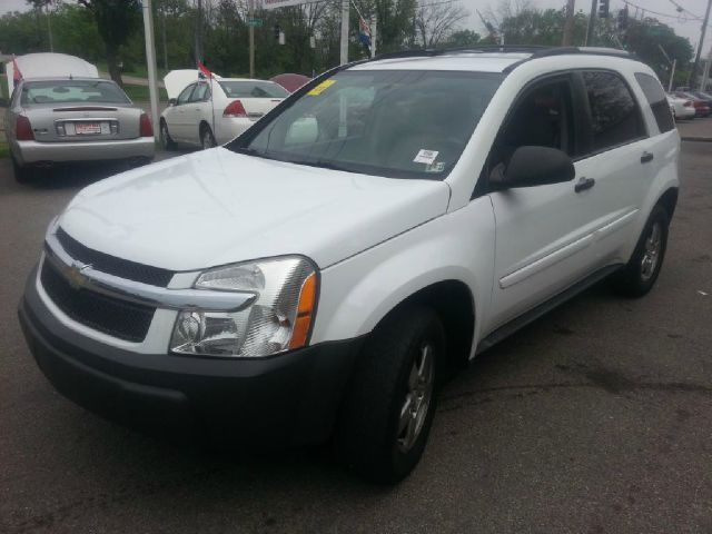 2005 Chevrolet Equinox 1.8T Quattro Sedan 4D